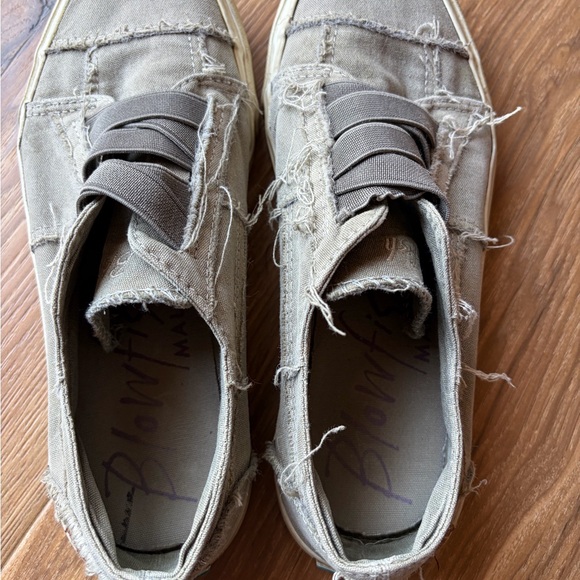 Blowfish Malibu Marley slip on sneaker - Picture 4 of 7